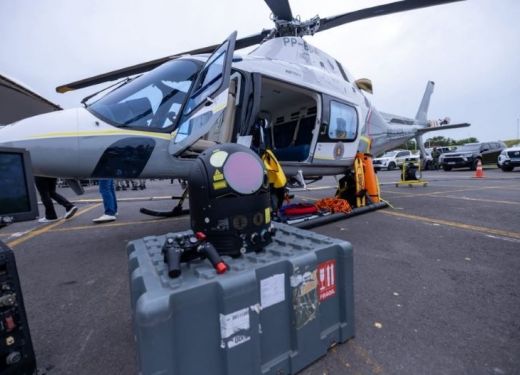 Governo do RS entrega dois helicópteros à Brigada Militar