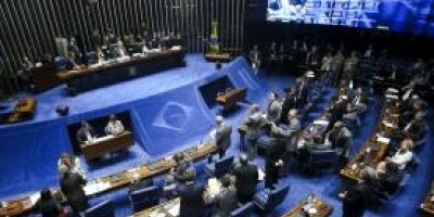 Senado elege a comissão especial que vai analisar o pedido de impeachment 