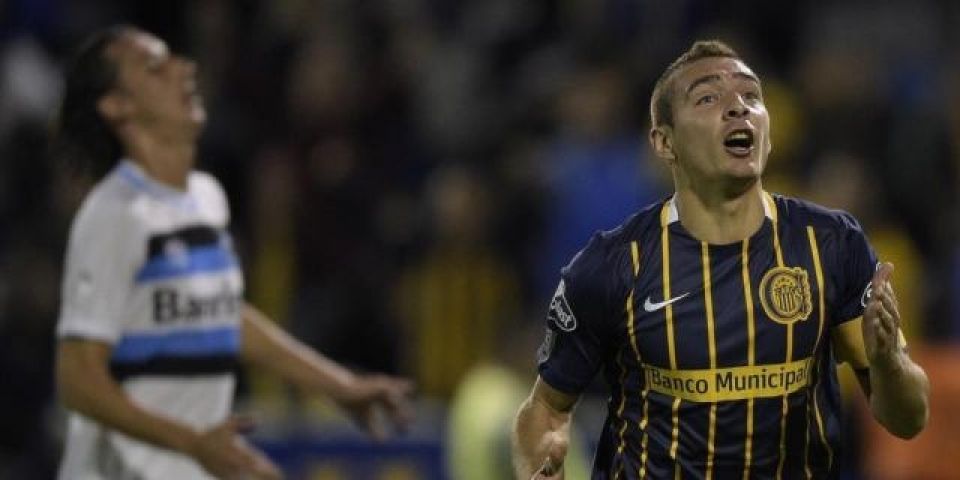 Com atuação lamentável, Grêmio é goleado pelo Rosario Central e dá adeus à Libertadores