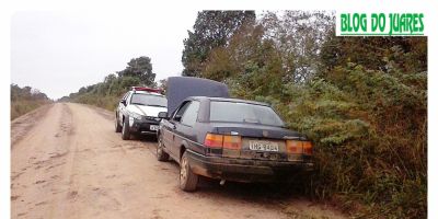 Carro roubado em Dom Feliciano é localizado na estrada do Capão do Café em Camaquã