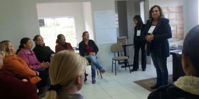CRAS Cristal e Sebrae promovem curso sobre redes associativas