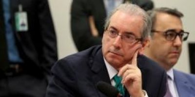 Conselho de Ética aprova por 11 votos a 9 parecer pela cassação de Eduardo Cunha