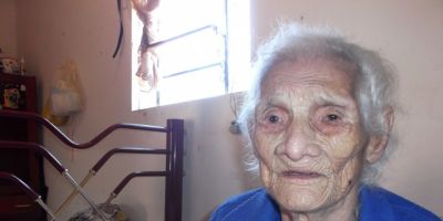 Paranaense de 120 anos tem aposentadoria cancelada por ser velha demais