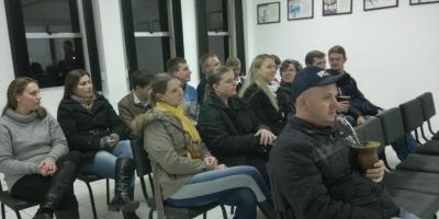COOPAR/POMERANO trata de qualidade e ação qualifica equipe industrial em São Lourenço do Sul