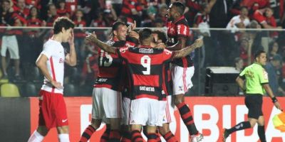 Inter tem mais uma atuação ruim e perde para o Flamengo por 1 a 0