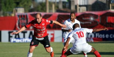 Brasil-Pel recebe Joinville na tarde deste sábado em Caxias do Sul