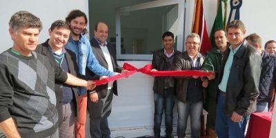 Dom Feliciano inaugura agroindústria de suco de uva
