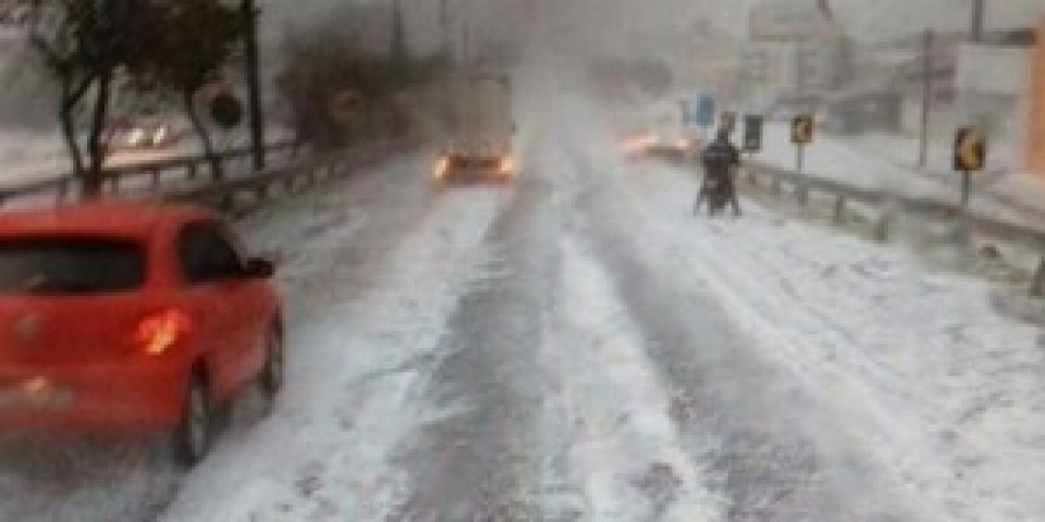 Chuva de granizo danifica mais de 2,5 mil residências em 12 cidades do RS