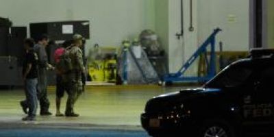 Presos por suspeita de terrorismo são transferidos para presídio em Campo Grande