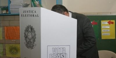 Eleições 2016: máquina fotográfica e celular são proibidos na cabina de votação