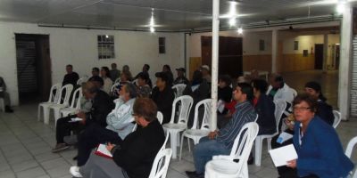 Rio Grande - reunião comunitária no bairro Parque Marinha