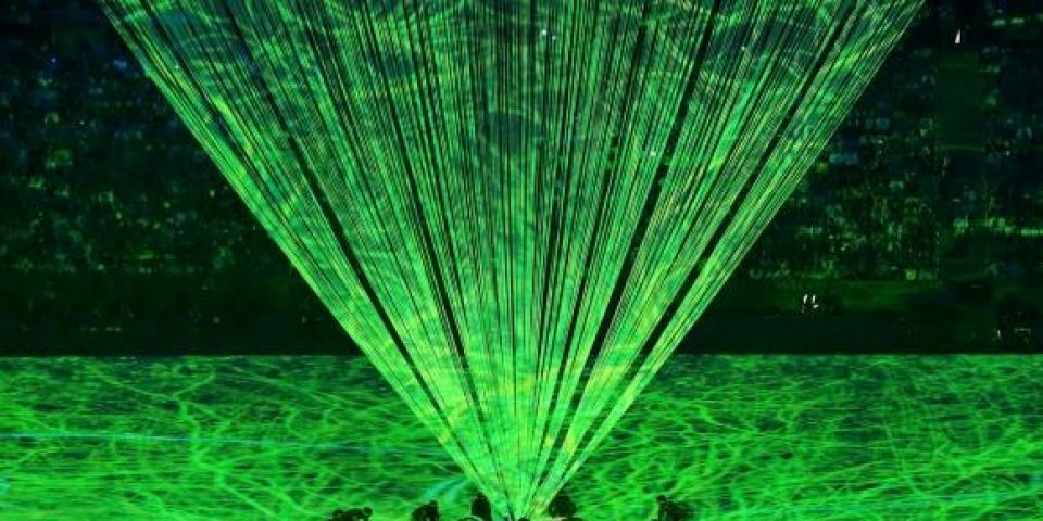 Show de luzes e mistura de ritmos dão o tom da abertura da Rio 2016