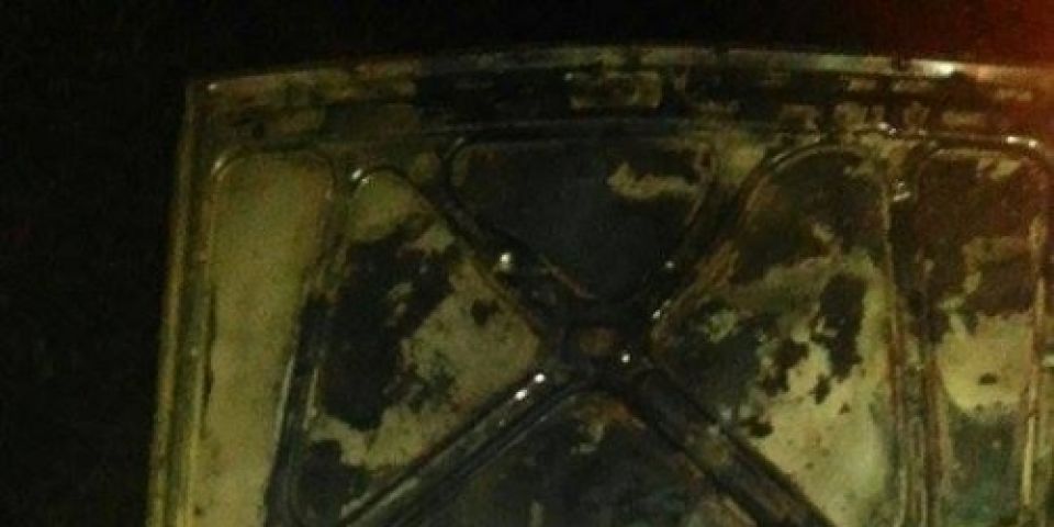 Arruaça de jovens acaba em um veículo incendiado em Tapes