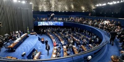 Dilma faz nesta segunda sua defesa no plenário do Senado