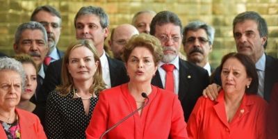 Dilma cita machismo e diz que impeachment é “segundo golpe” que enfrenta na vida