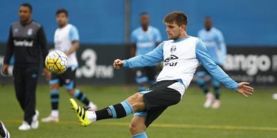 Grêmio busca vitória fora contra o Botafogo para voltar ao G4