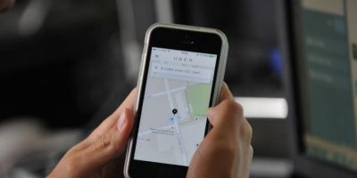 Uber anuncia redução de 17% na tarifa em Porto Alegre