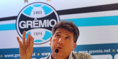 Com Renato e Espinosa acertados, Grêmio tenta recuperação contra o Fluminense neste domingo