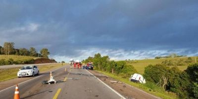 Motorista morre após colidir contra caminhão na BR-116 em São Lourenço do Sul