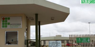 IFSul na praça: nesta terça estudantes e servidores do câmpus fazem manifestação na praça Zeca Netto