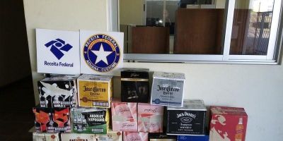 Receita Federal apreende bebidas estrangeiras na BR-116 em Jaguarão