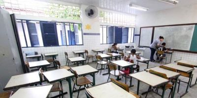 Estudo prevê perda de R$ 24 bi anuais para educação com PEC 241; MEC contesta
