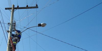 Cerca de 8 mil clientes da CEEE estão sem luz em Camaquã e região 