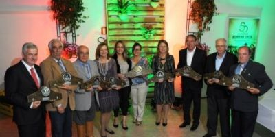 Emoção marca as homenagens dos 50 anos da ExpoCamaquã