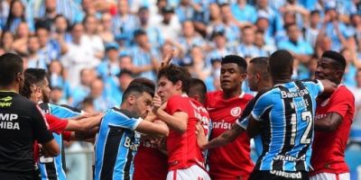 Em Gre-Nal de confusão e duas expulsões, Grêmio e Inter ficam no 0 a 0