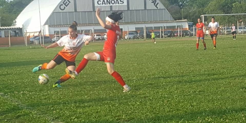 Canoas/Duda garante vaga na decisão do Estadual de Futebol Feminino