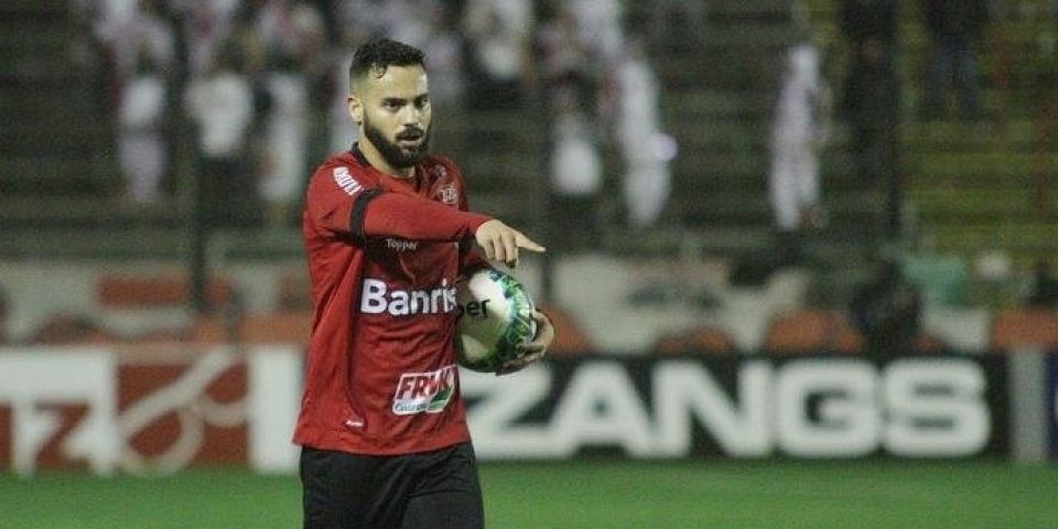 Brasil de Pelotas visita Joinville para voltar a vencer na Série B