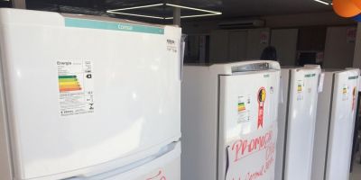 Mais de 4 mil clientes já trocaram  geladeiras no projeto CEEE Distribuição em Casa 
