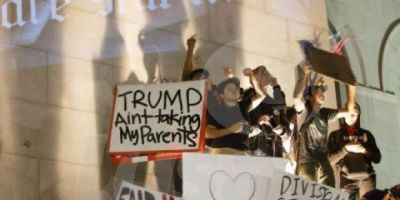 MUNDO: milhares de pessoas protestam nos EUA contra políticas de Donald Trump