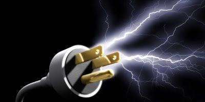 Chuvas fortes com raios aumentam risco de acidentes com energia elétrica