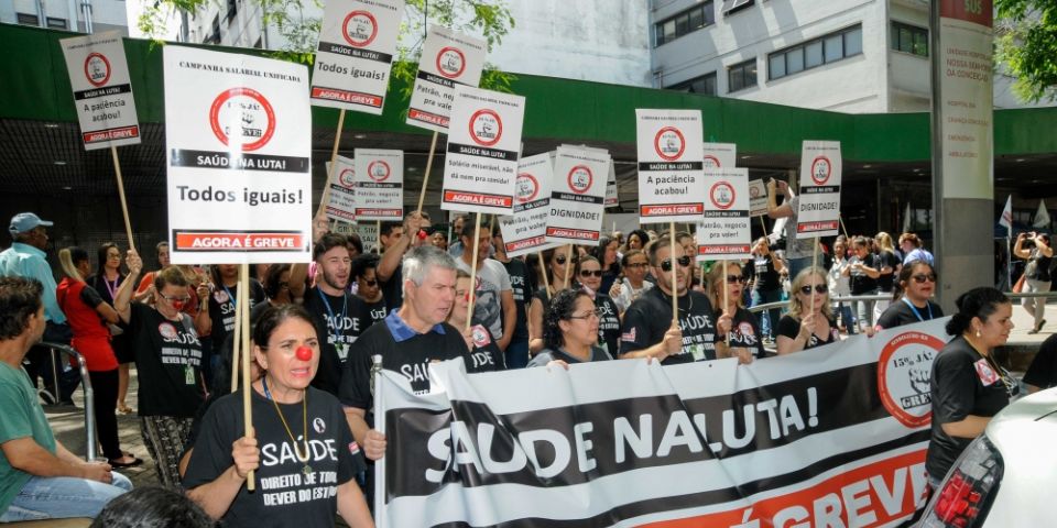 Profissionais de saúde decidem manter estado de greve até dia 18 de novembro