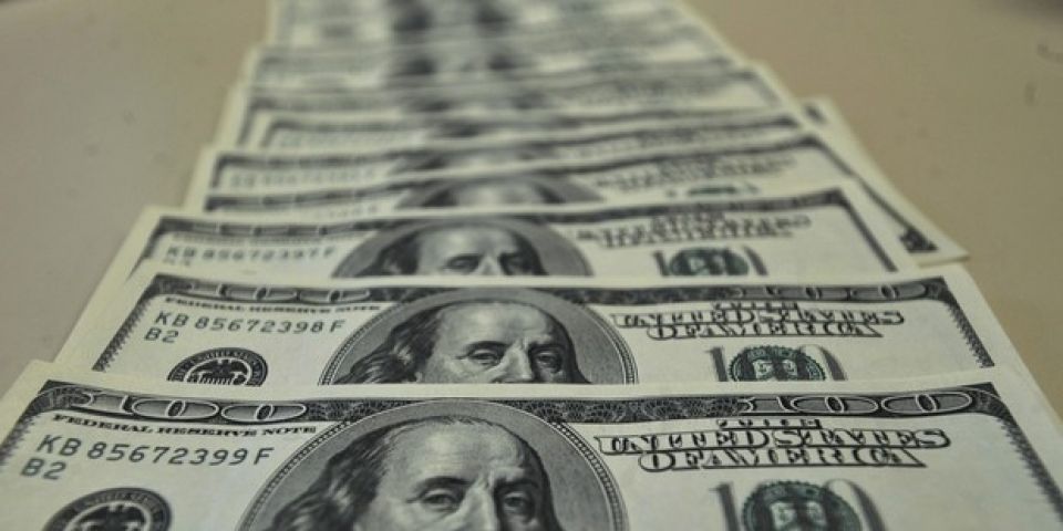 Dólar aproxima-se de R$ 3,45 e fecha no maior valor desde junho