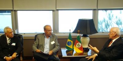 Em reunião com presidente da Fiergs, prefeito e presidente da ACIC pedem unidade do Senai em Camaquã