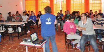 Gestão Ambiental orienta estudantes de Barra do Ribeiro sobre o Aedes aegypti