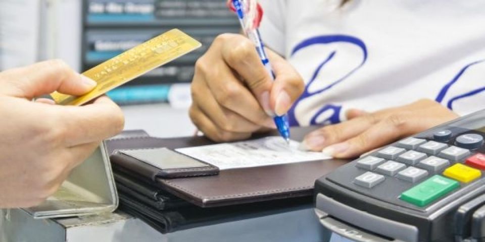 Novembro volta a registrar alta no nível de endividamento dos gaúchos, mostra a Fecomércio-RS