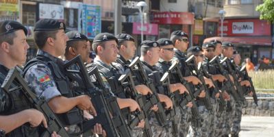 Brigada Militar entrega 47 armas para o policiamento ostensivo
