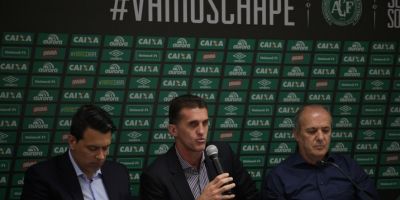 Queremos atletas que tenham comprometimento com comunidade de Chapecó, diz Rui Costa