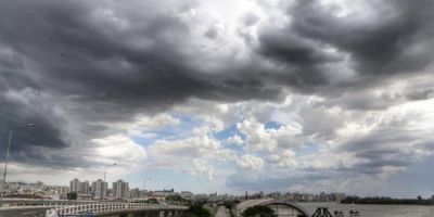 Semana começa com tempo instável no RS