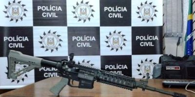 Pelotas - fuzil AR-15, calibre 556, de uso restrito das Forças Armadas, é apreendido pela polícia 