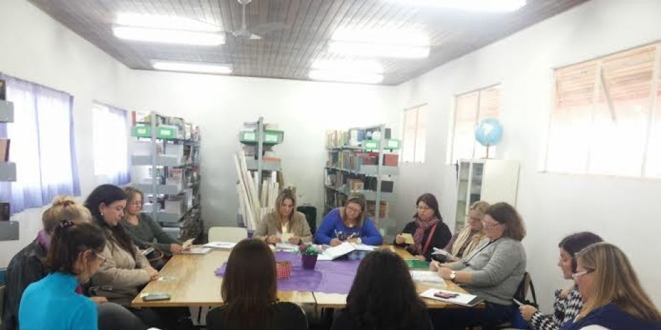 Tapes - no dia 22 ocorreu a reunião da Regional ACOSTADOCE UNCME-RS