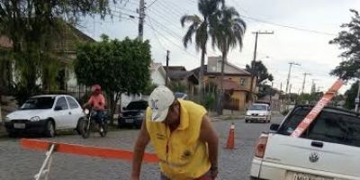 Começa a revitalização de novas disposições da sinalização horizontal em Camaquã