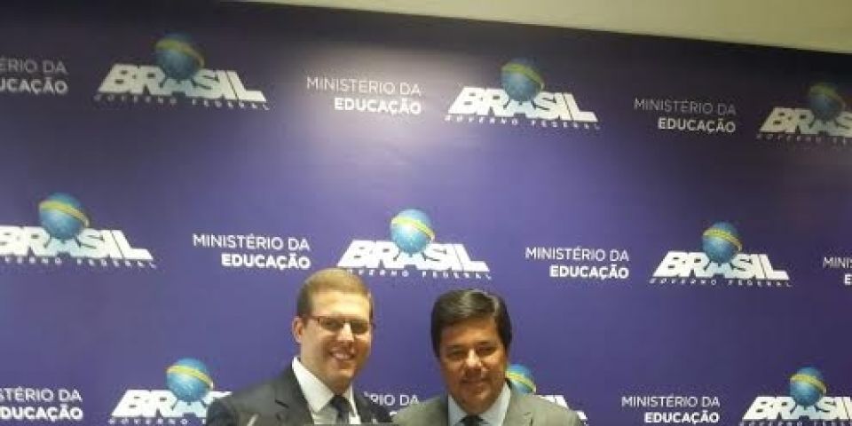 Pedro Hallal, novo reitor da UFPel, toma posse em Brasília