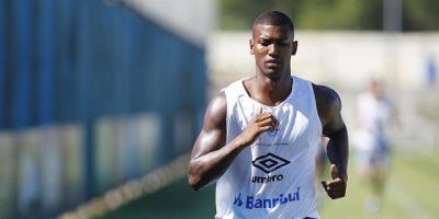 Grêmio confirma acerto por venda de Walace ao Hamburgo