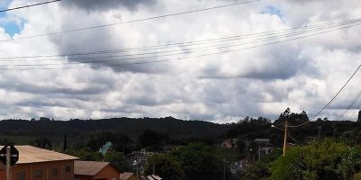 Vereadora Ana Claudia Lesnik envia pedido solicitando pavimentação de ruas em Dom Feliciano