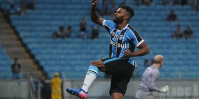 Grêmio bate o Ypiranga por 2 a 0 na estreia do Gauchão 2017