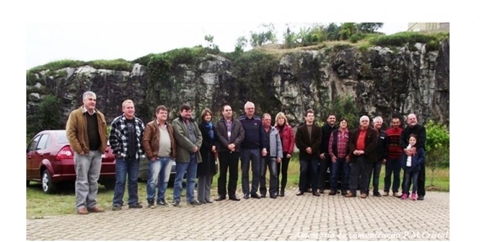 Cristal - gerente da CEEE reafirma compromisso com o município em almoço na pousada Pedra Bonita